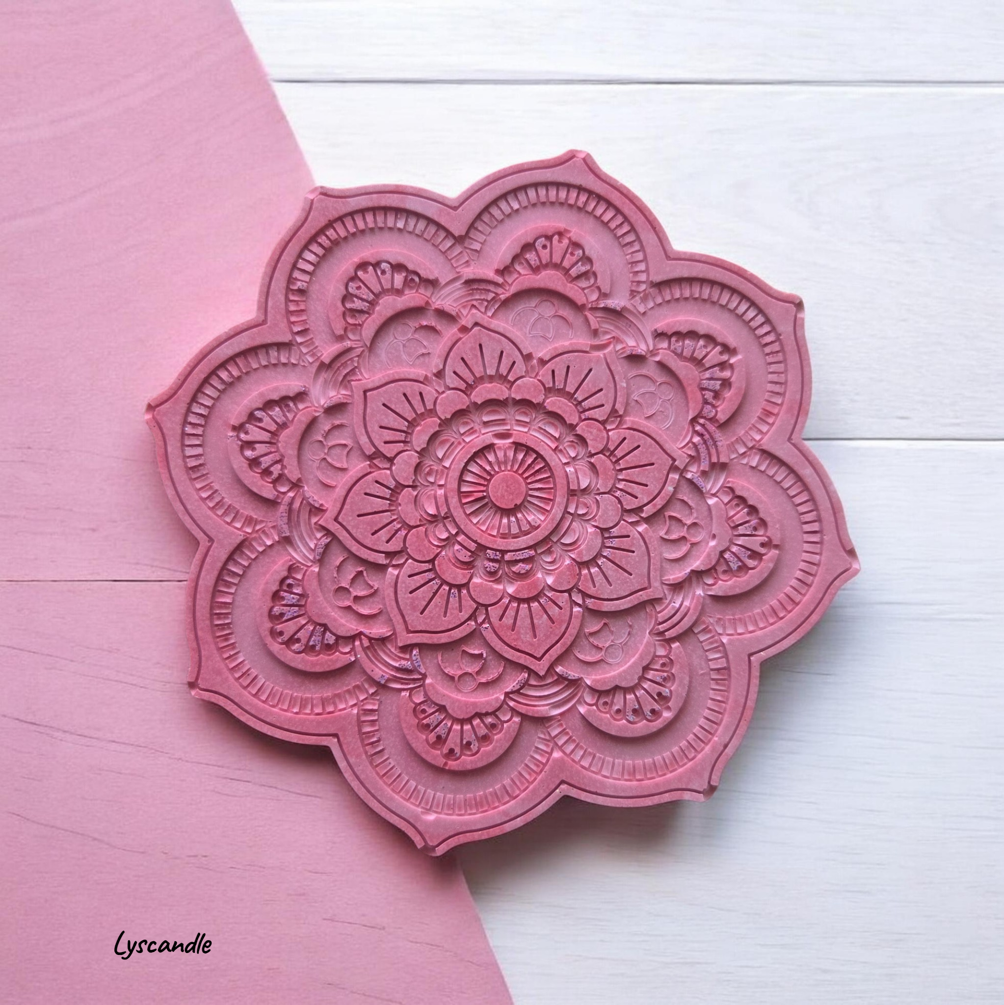Plateau décoratif en plâtre – Motif mandala