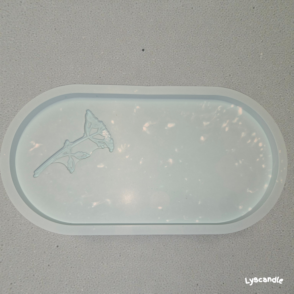 Plateau fleur en plâtre – fait main