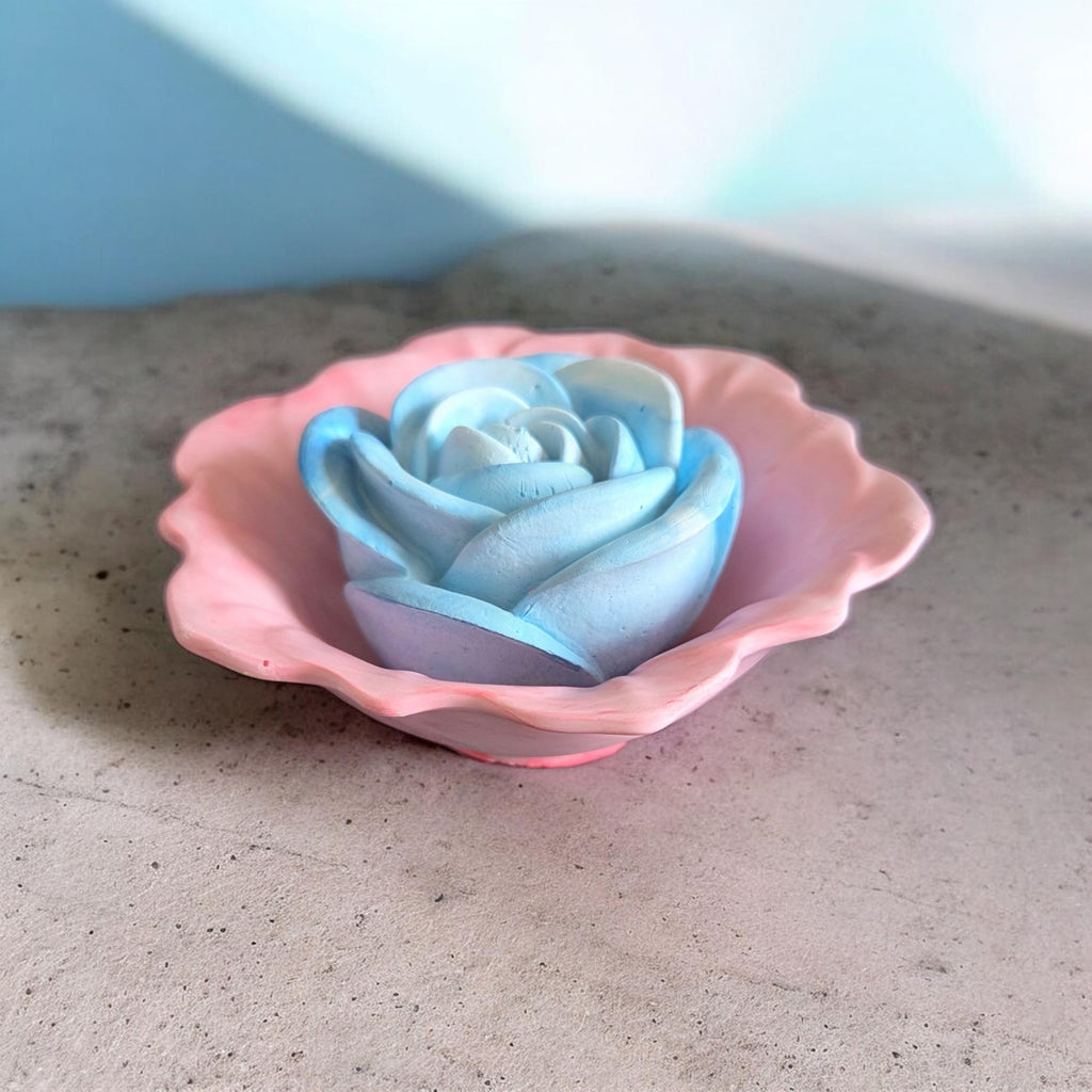 Coupelle fleurie en plâtre- Rose