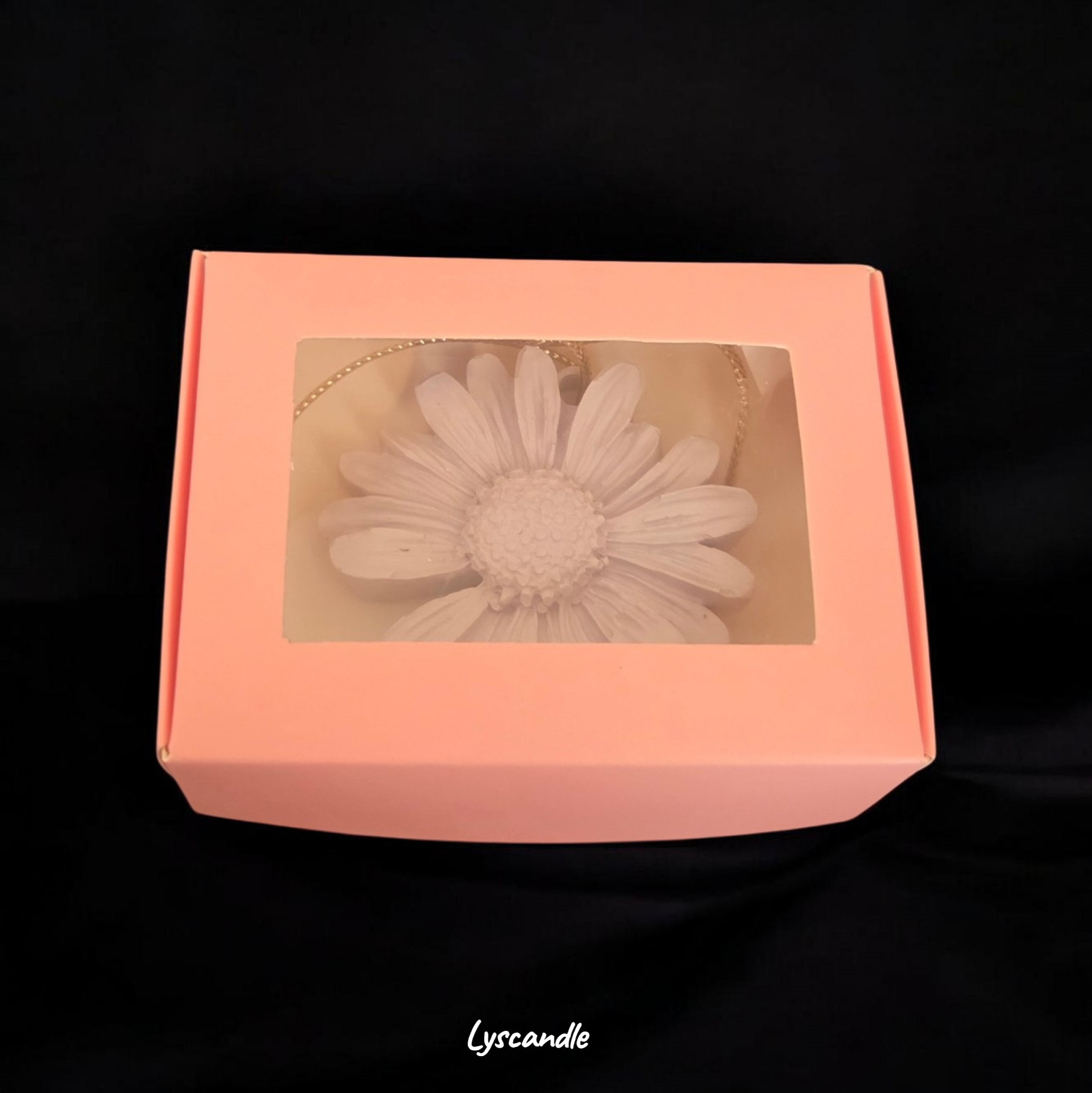 Médaillon marguerite en plâtre parfumé- Senteur bublle gum
